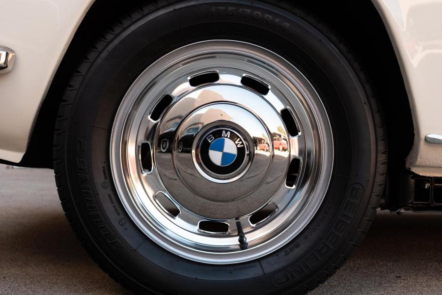 Колеса BMW Glas 1600 GT 1968 года  (фото 39 из 155)
